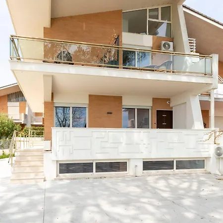 住宿加早餐酒店 Frontemare