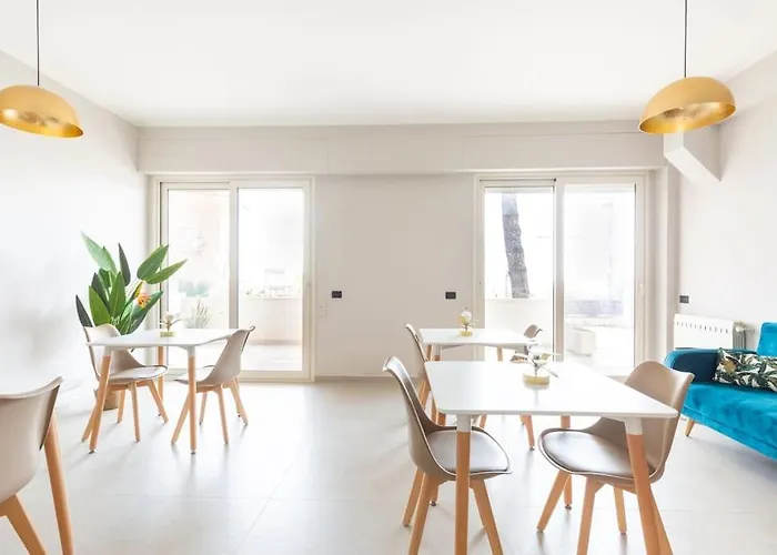 Frontemare Bed and Breakfast Φόρμια